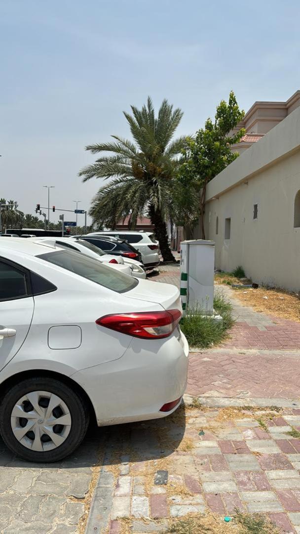 Apartamento Suitable Studio Family&friends -abudhabi *